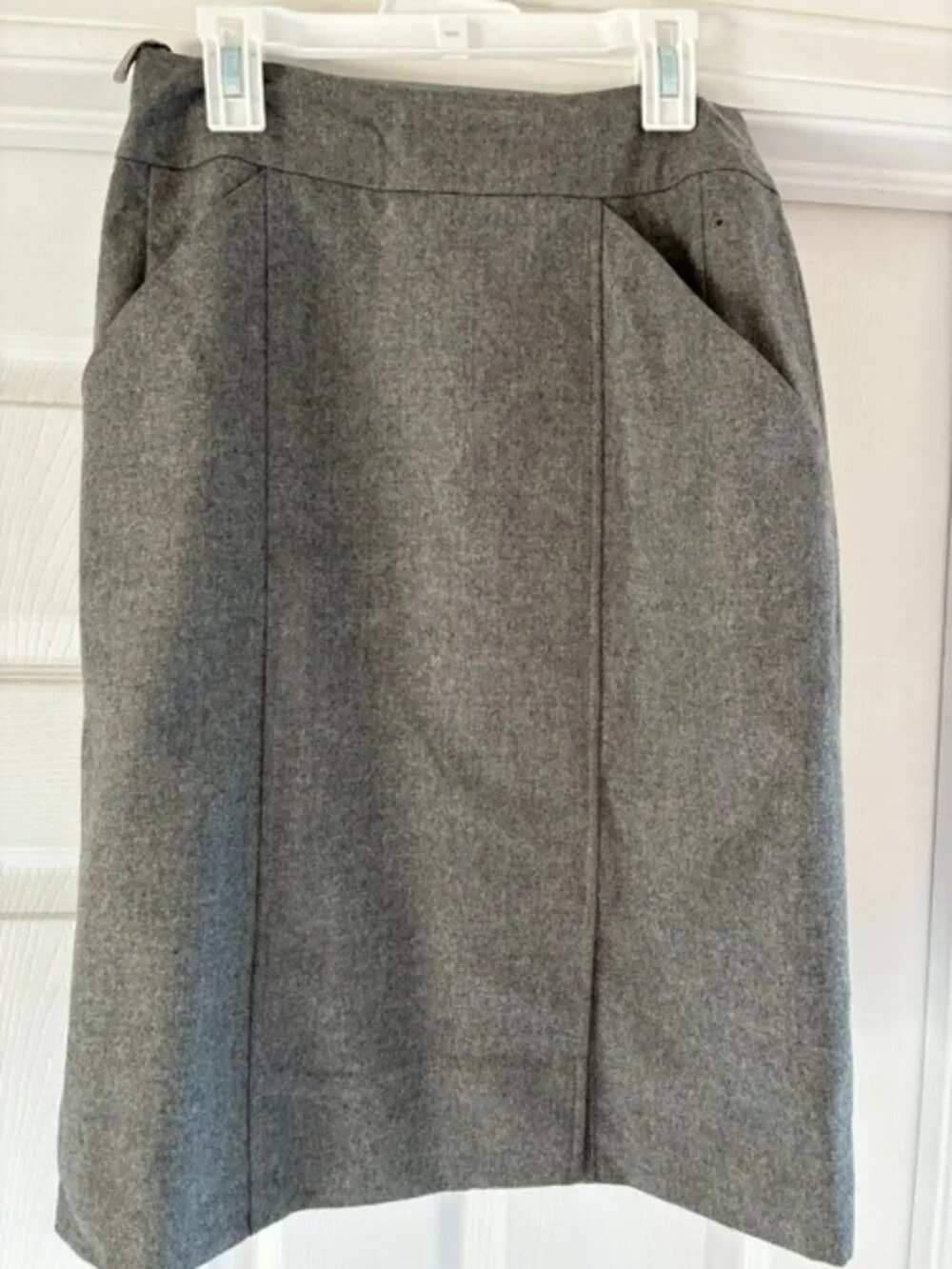 Vintage Chanel Boutique Classic Gray Women's Skirt Size 0-2